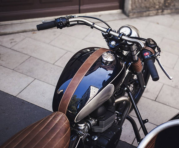 Baak Universal gas tank leather belt