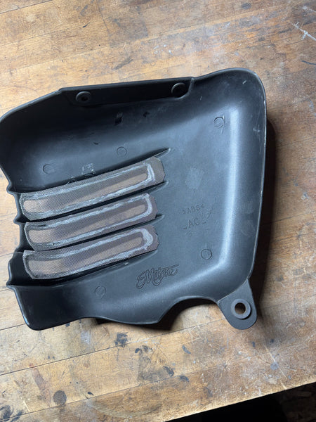 Motone Ribbed Side Panels - Right side only - Matte Black