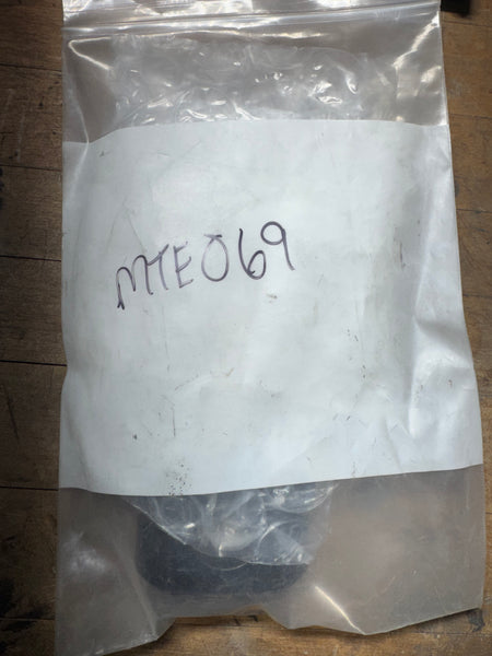 Motone Custom Top Riser Clamps - for One Inch Bars - Black