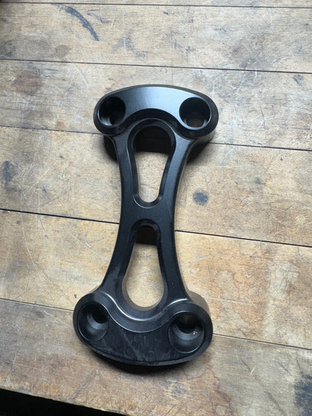 Motone Custom Top Riser Clamp Bridge Piece - for One Inch Bars - Black