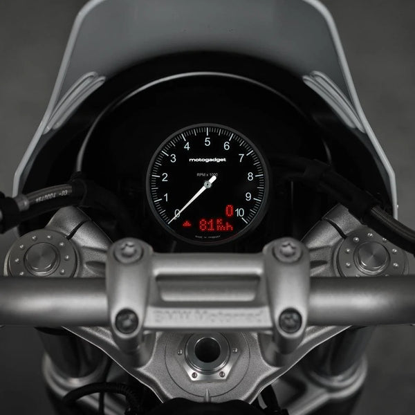 Motogadget instuments plug and ride kits for the BMW R9T